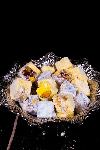 SAFRANTAT Famous Turkish Delight with Safranball Glucose-Free - Pistachio, Net 580 Gr