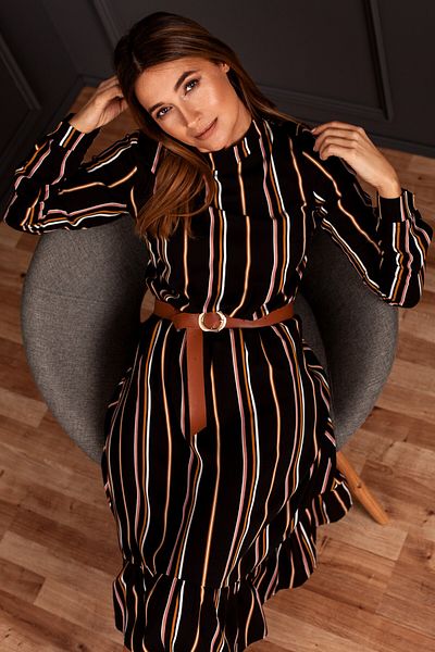Stylove Pruhované šaty s páskem