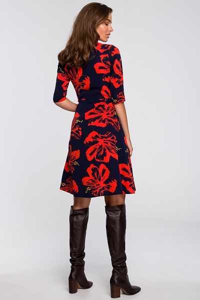 Stylove Wrap dress with a tie.