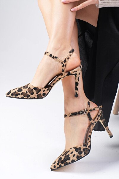 Mio Gusto Lucia Leopard Print Ankle Strap Side Buckle Women's Heeled Shoes