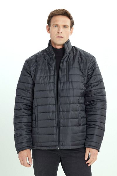 AC&Co / Altınyıldız Classics Мъжко черно топло, ветроустойчиво, подплатено палто със стандартна кройка и нормална кройка с яка стойка и странични джобове