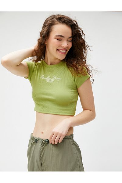 Koton T-Shirt Crop Κεντημένο Crew Λαιμόκοψη κοντό μανίκι με ραβδώσεις