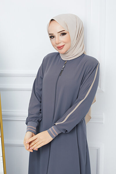 ESRE GİYİM TESETTÜR GİYİM MEDİNE İPEĞİ FERACE KREM RENGİ ŞERİTLİ KOL RİBANALI GRİ