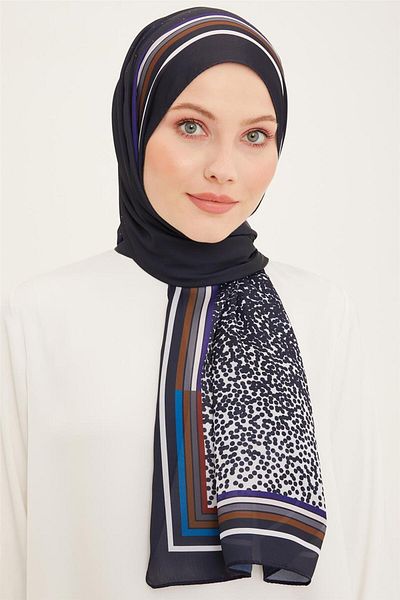 Armine Life 5368 03 Model Shawl