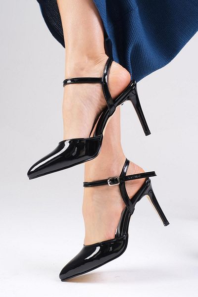 Mio Gusto Lucia Black Color Patent Leather Ankle Strap Side Buckle Women's Heeled Shoes