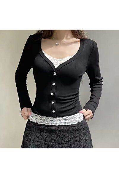 Karakedi بلوزة سوداء بأزرار مع تفاصيل دانتيل على الطراز العتيق
