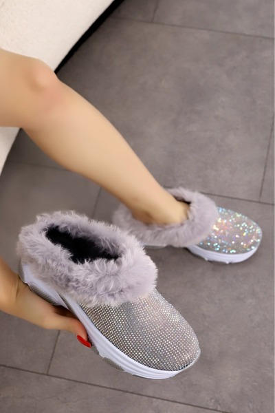 kajal ayakkabı DNR 333 Кам'яні хутряні тапочки з деталями