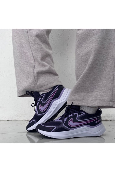 Nike Cosmic Runner Yürüyüş Ayakkabısı Sportie