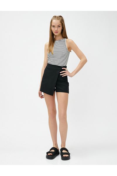 Koton Basic tank felső kötőfék nyak viszkóz kevert