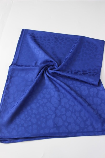 QUM İPEK Італійський жакардовий шарф з леопардовим візерунком - Saks