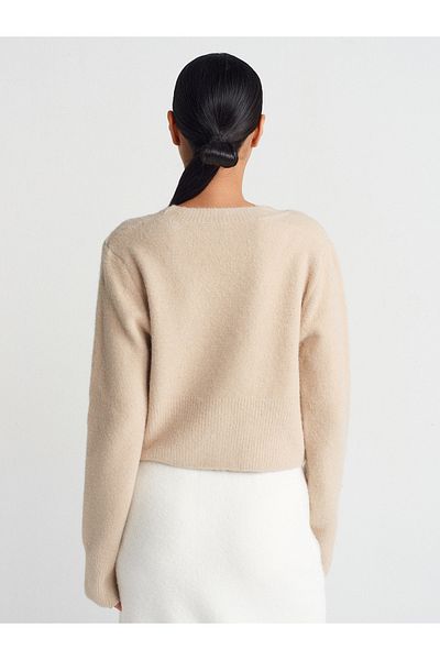 Dilvin V-Neck Buttoned Knitted Cardigan