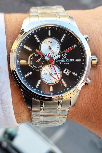 Daniel Klein Exclusive Dual Time Waterproof Men's Wrist Watch - with 12/24 Hours Calendar