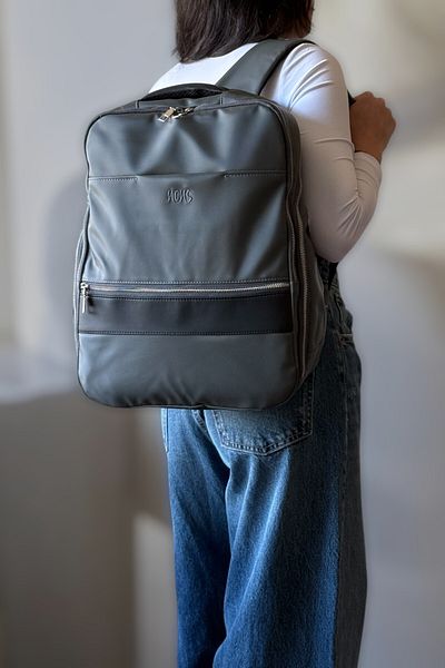Aggu Bebe Unisex Graywaterproof Multi-Compartment Business School Travel Bag with Laptop Compartment