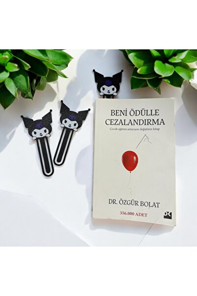 Melodyone علامة كتاب كورومي، شخصية لطيفة لمحبي قراءة الكتب