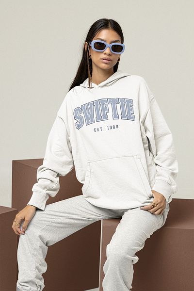 SEVBANO Swiftie Est. 1989 Printed Unisex Oversize Taylor Swift Hoodie