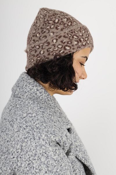 MinaCarin Women's Leopard Beige Thin Feather Wool Blended Beanie