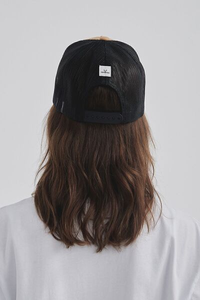 Nordbron Унісекс Камел Вінтаж Кутюр Вишивка Бавовняна підкладка Капелюх з сіткою Деталі Basic Dulbois