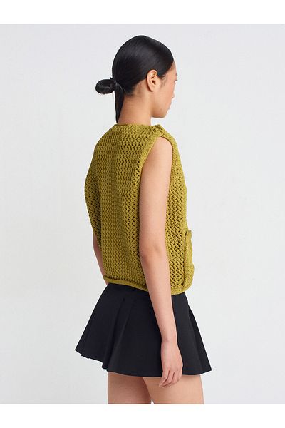 Dilvin 60274 Crew Neck Knitwear Vest with Pockets and Buttons, Fat Green
