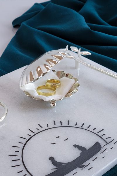 ioadesign Silver Sandal - Real Fine Marble Promise/Engagement Tray (32X20 cm) Scissors Oyster Ring Holder