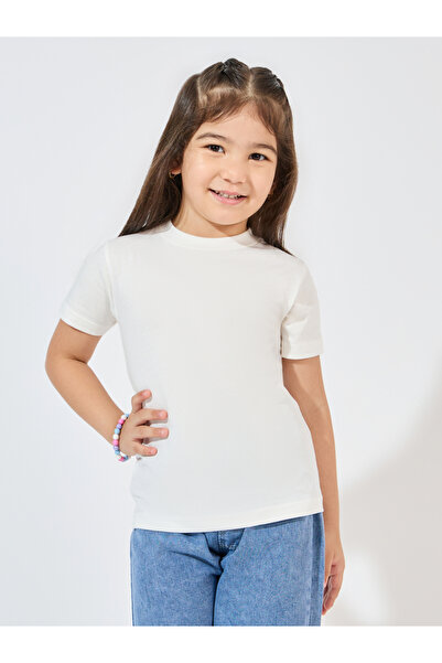 Styli Basic Fitted Round Neck T-Shirt