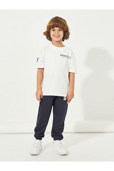 Styli Slogan Print Short Sleeves Oversized T-Shirt