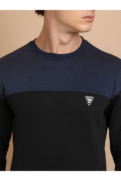 Ketch By Styli Color Block Badge Detail Sweatshirt