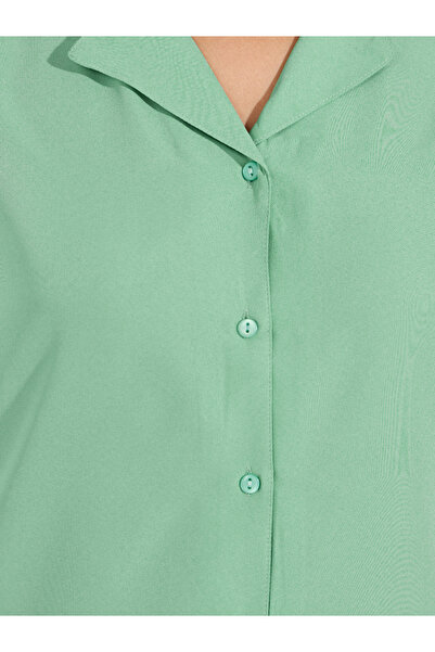 Styli Solid Loose Fit Buttoned Shirt with Lapel Collar