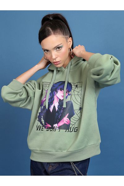 Tokyo Talkies By Styli Oversized Wednesday Graphic Print Hoodie