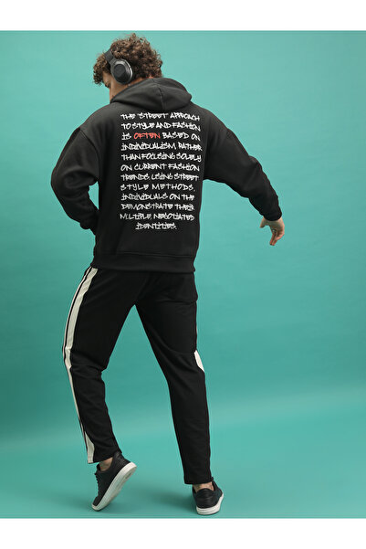 Highlander By Styli Typography Print Oversized Hoodie