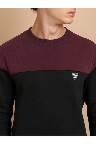 Ketch By Styli Color Block Badge Detail Sweatshirt