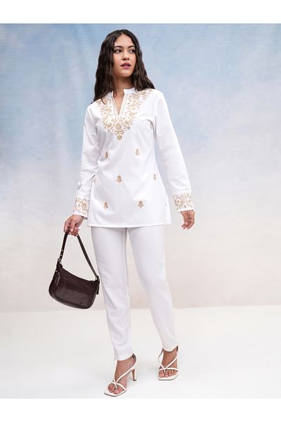 Vishudh By Styli Embroidered Collared Top with Long Sleeves