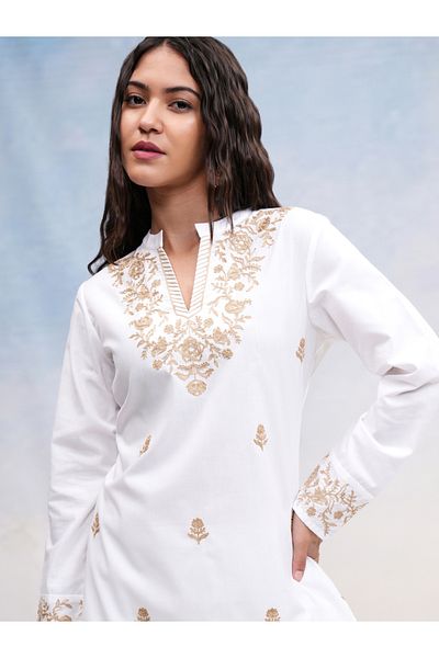 Vishudh By Styli Embroidered Collared Top with Long Sleeves