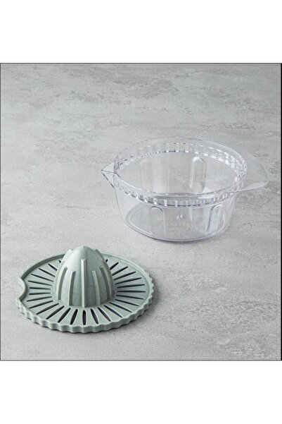 English Home Green Lorena 700 ml Plastic Lemon Squeezer - English Home