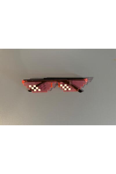 Komik RENKLİ TUGH LİFE GÖZLÜĞÜ