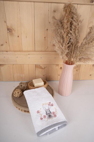 Baveno Baveno Home - Комплект подаръчни кърпи с бродирани шарки, 40x70, 100% памук