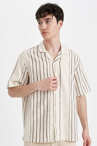 DeFacto Relax Fit Polokragen Gestreiftes Kurzarmhemd C7203ax24sm