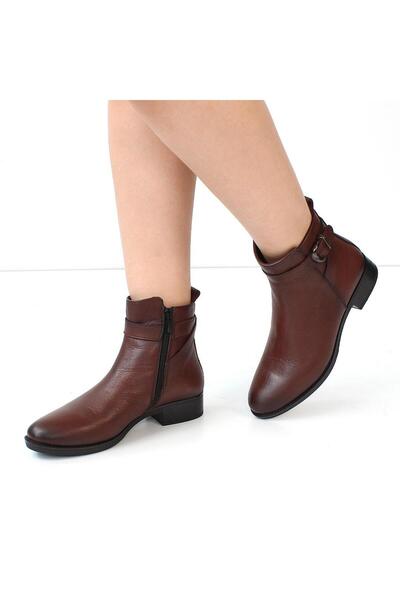 Celal Gültekin Kadın Taba Fermuarlı Toka Detaylı Deri Bot