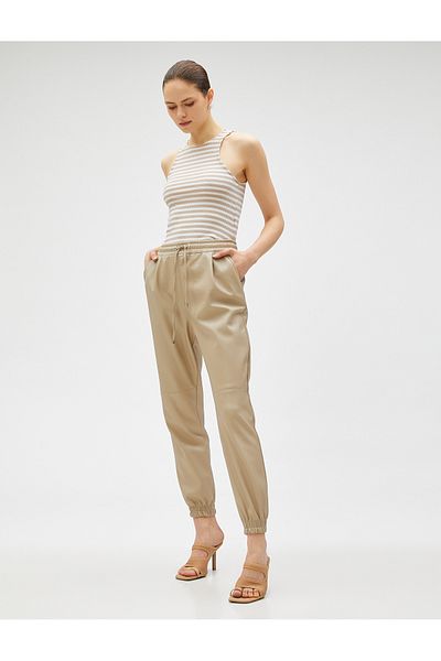 Koton Joggerhose aus Kunstleder mit Bindebund