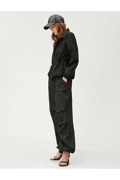 Koton Bomberjacke mit Reißverschlusstaschen und geraffter Taille