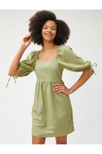 Koton Minikleid mit langen Ärmeln, Leinen-Viskose-Mischung und quadratischem Ausschnitt