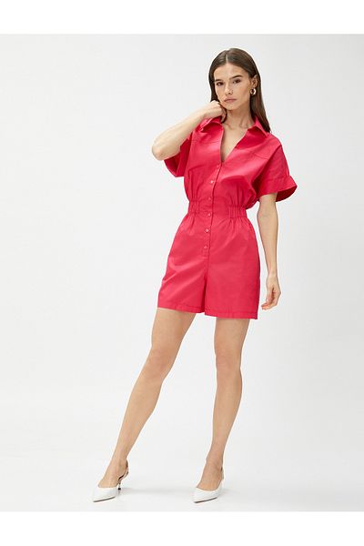 Koton Overall mit Shorts, kurzen Ärmeln und Hemdkragen mit Knöpfen