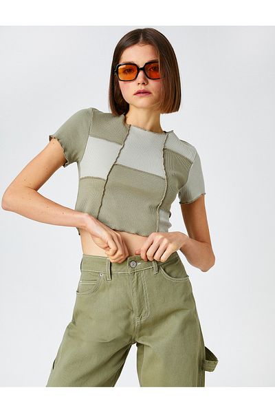 Koton Crop T-Shirt με λεπτομέρεια ραφής Κοντό μανίκι Crew λαιμόκοψη βαμβακερό