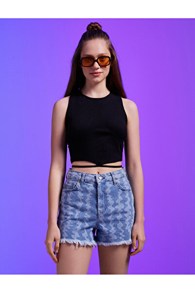 Koton Detailní okénko na ohlávce šíje pro sportovce