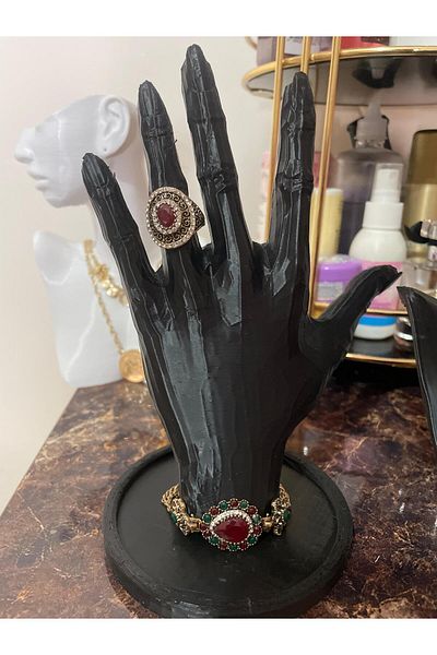 a life in games 20cm Decorative Hand Ring & Bracelet Watch Organizer - Jewellery Anklet Exhibition Jewelry