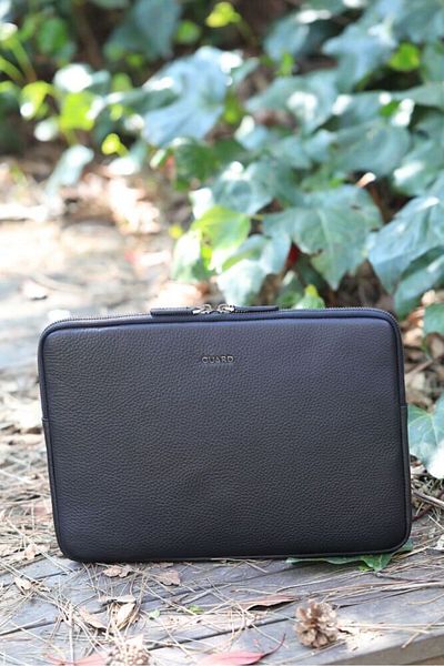 GUARD Pochetă neagră din piele naturală - GRD 241221 WT691
