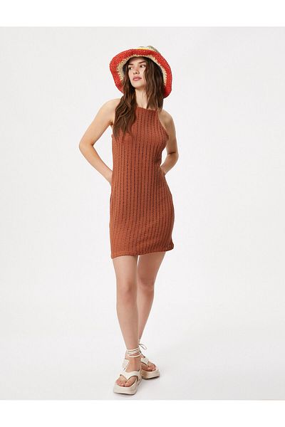 Koton Μίνι πλεκτό φόρεμα Bodycon Αμάνικο halter Neck Slim Fit
