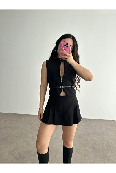 Büşra Doğramacı Zra model Siyah Yelekli Takım