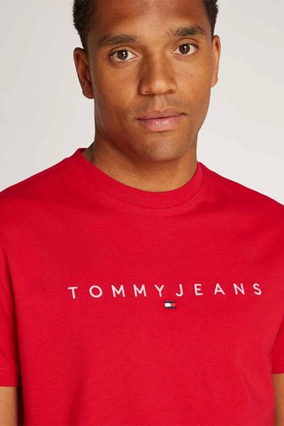 Tommy Hilfiger Men's Red Regular Fit T-Shirt