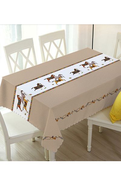 HIC مفرش طاولة سفرة مقاوم للماء مقاس 137×150 سم