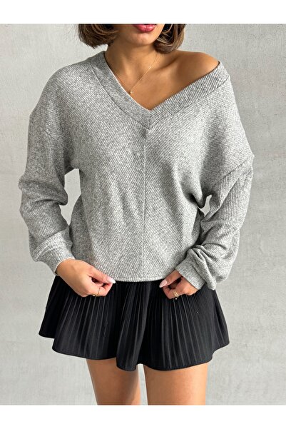 Look Forward Dámská šedá košilka s výstřihem do V z měkké látky